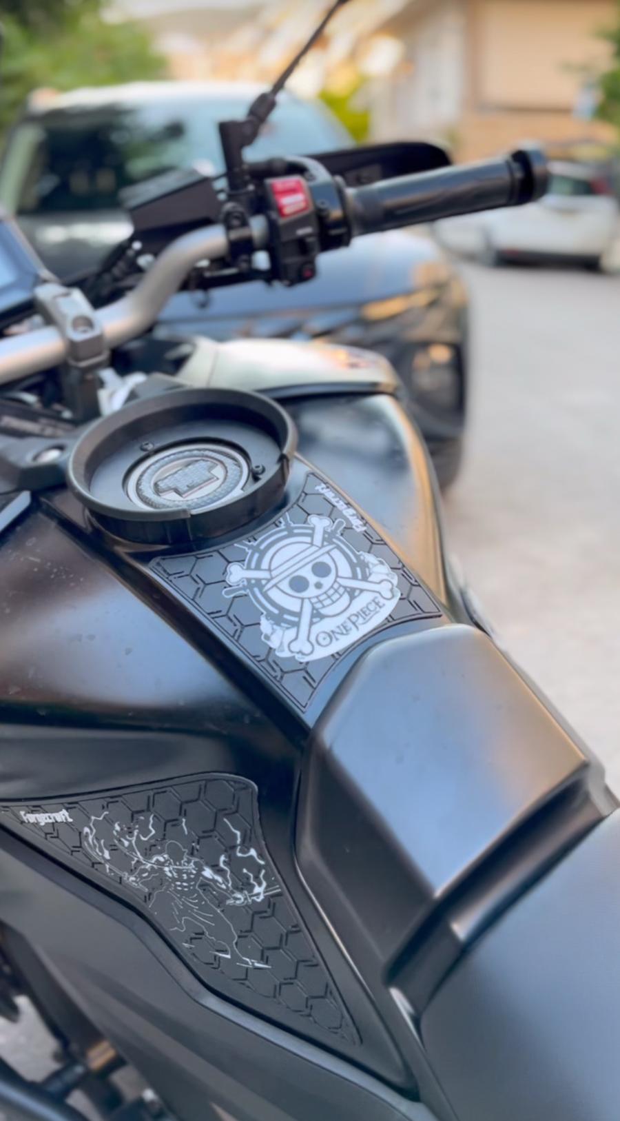 Yamaha Tracer, One Piece tankpad set